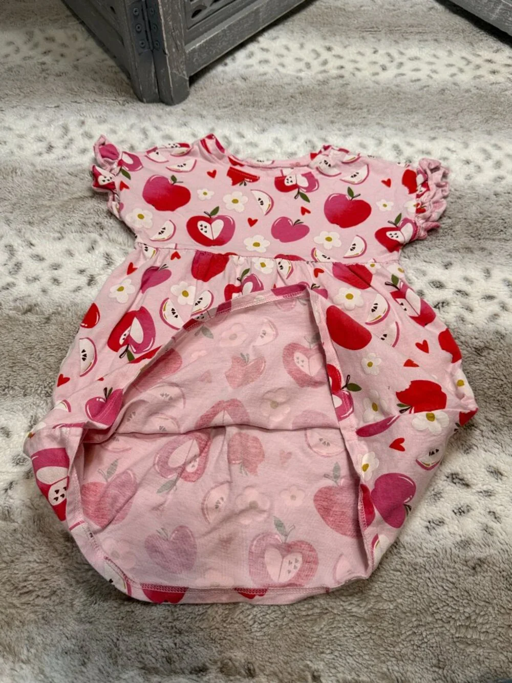 Old Navy pink apple dress girls 4T floral hearts lovecore summer party vacation